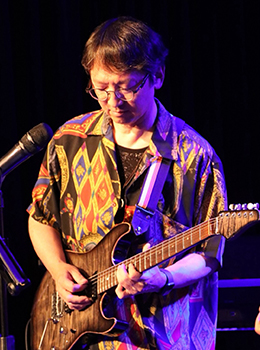 Guitar Instructor 堀内 大